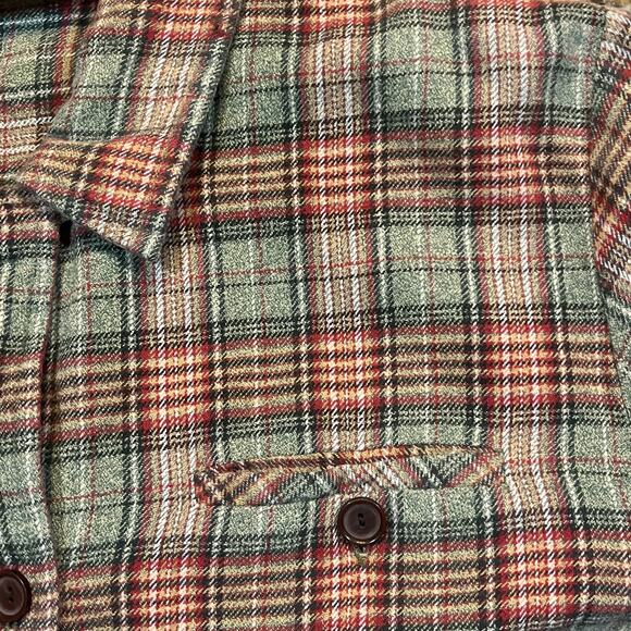 Vintage Fashion bug M Red Green Plaid Flannel Button Down Top Pocket - Picture 1 of 6